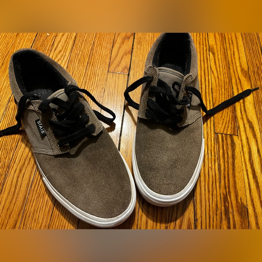 Size 8 Dark Tan Men’s “State” Sneakers
